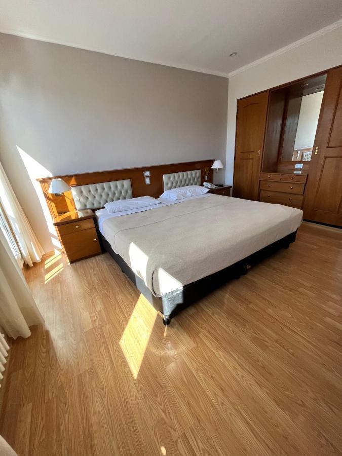 Bristol Hotel Buenos Aires Eksteriør billede